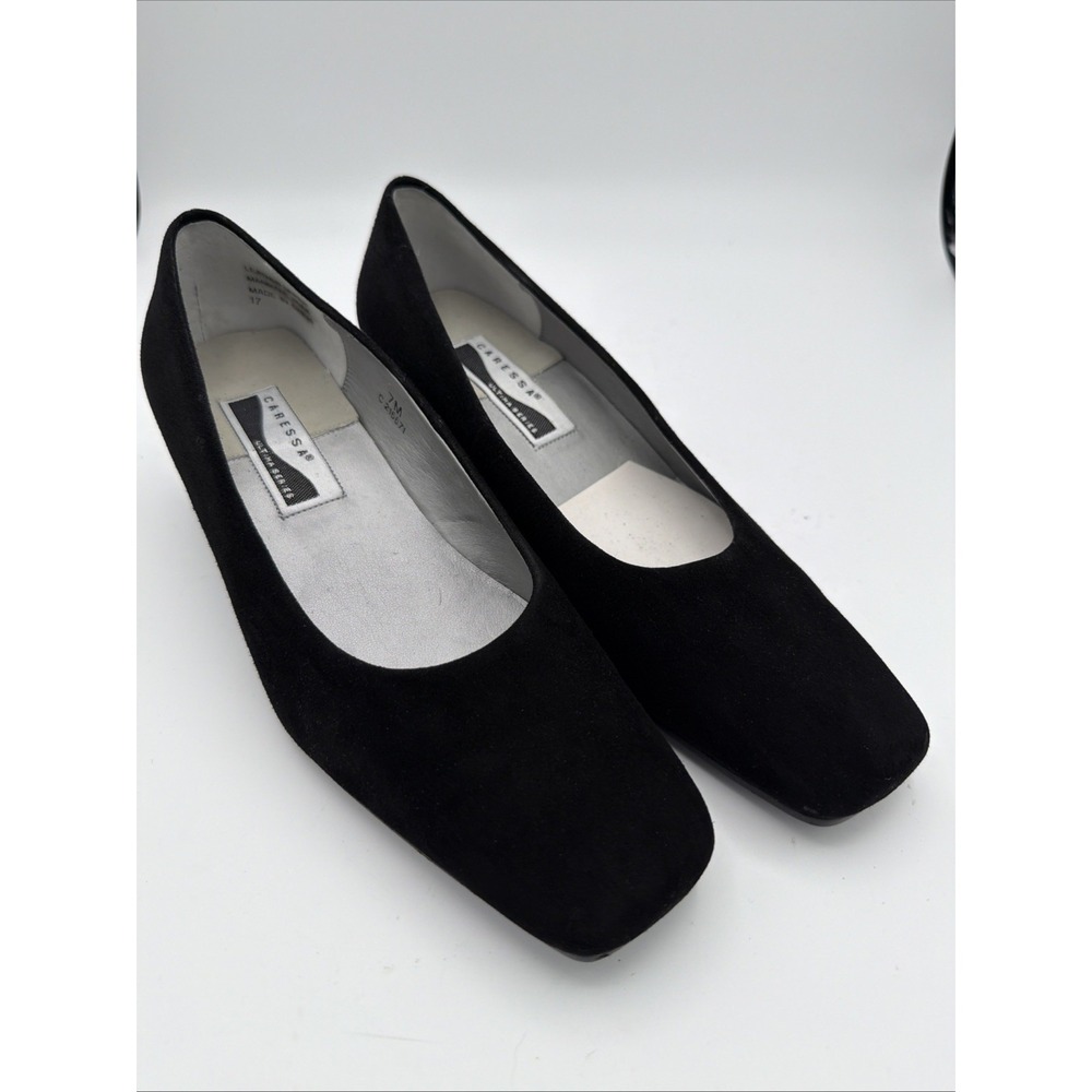 Caressa Ultra Series Black Suede Pumps Low Block Heel Womens Size 7M.       1745